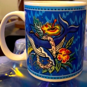 - Hilo Hattie Maui Mug 2002